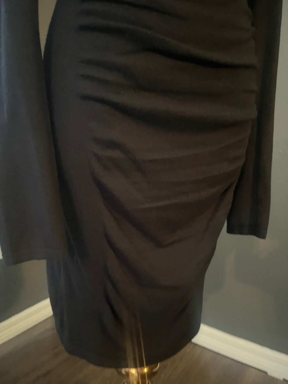 Express Dress - Picture 4 of 8